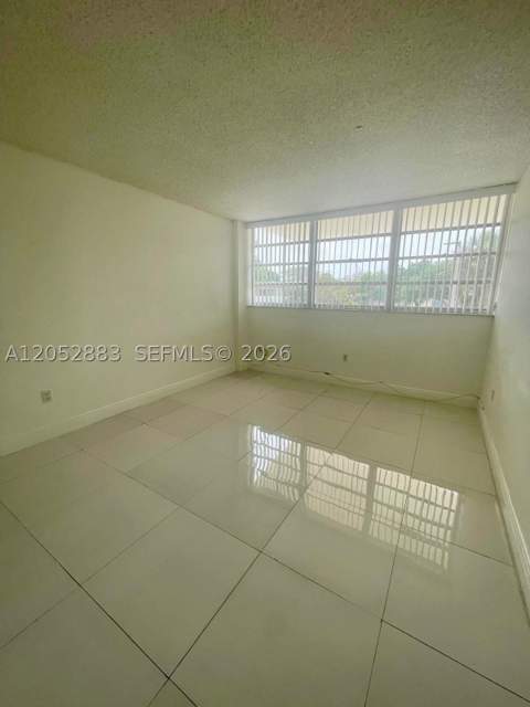 13155 Ixora Ct 201, North Miami FL - photo 13 of 15