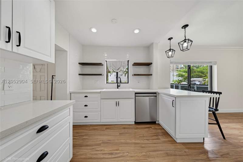 3 bedroom SingleFamilyResidence at 3640 SW 11th St, Tamiami Pines, Miami — photo 5