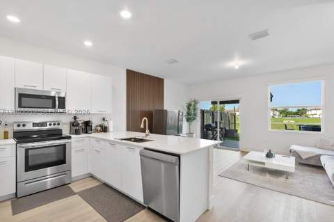 12424 NW 23rd Ct, Miami FL - photo 12 of 47