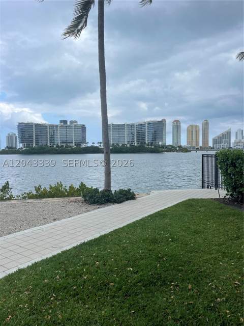 3155 NE 184th St 8105, Aventura FL - photo 12 of 13
