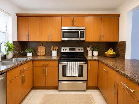 1750 W 46th St 518, Hialeah FL - photo 10 of 22