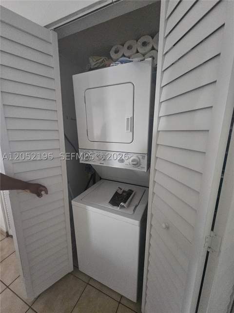 1750 W 46th St 518, Hialeah FL - photo 11 of 22