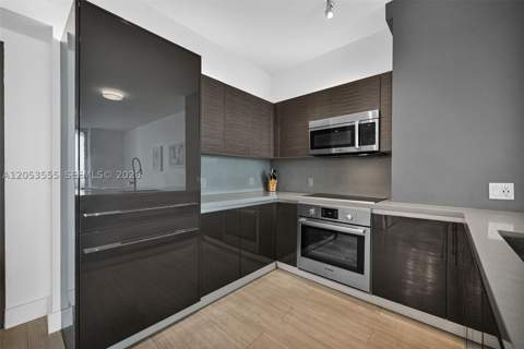 1080 Brickell Ave 3705, Miami FL - photo 16 of 36