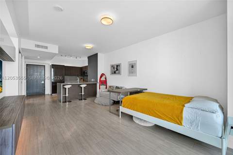 1080 Brickell Ave 3705, Miami FL - photo 8 of 36