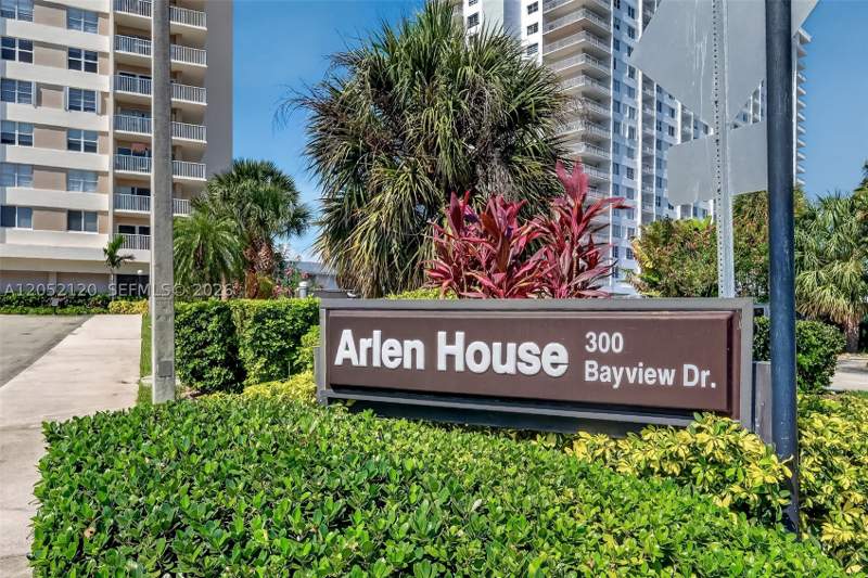 3 bedroom Condominium at 300 Bayview Dr 916, Arlen House Condo, Sunny Isles Beach — photo 2