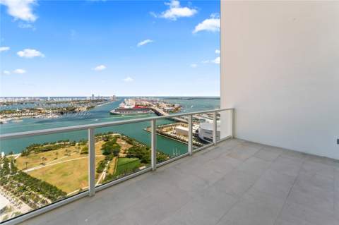 1040 Biscayne Blvd 3802, Miami FL - photo 10 of 42