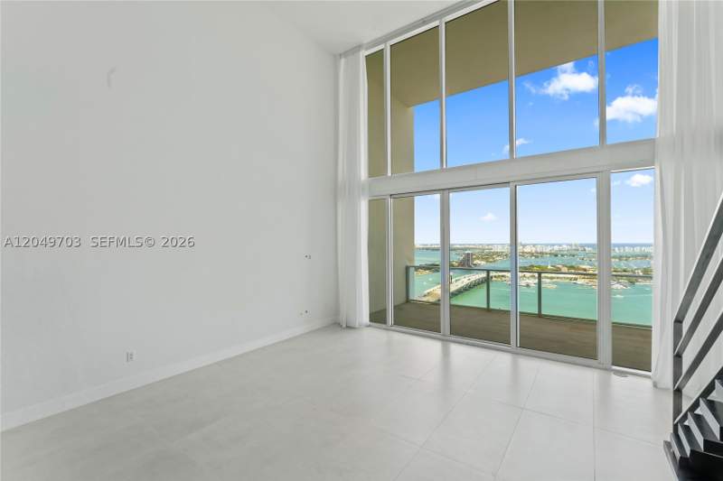 2 bedroom Condominium at 1040 Biscayne Blvd 3802, Ten Museum Pk Residential, Miami — photo 2