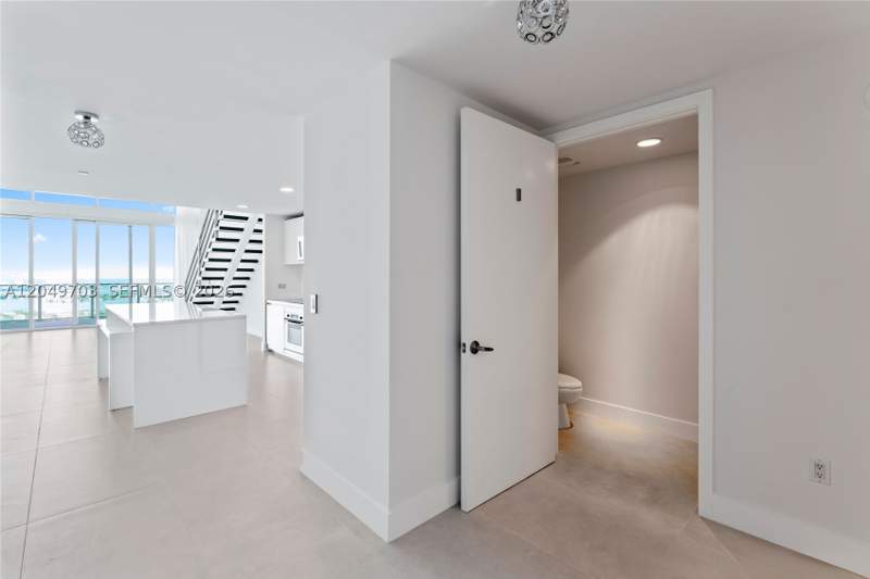 2 bedroom Condominium at 1040 Biscayne Blvd 3802, Ten Museum Pk Residential, Miami — photo 3