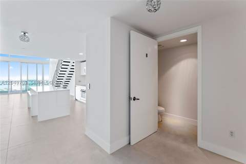 1040 Biscayne Blvd 3802, Miami FL - photo 8 of 42