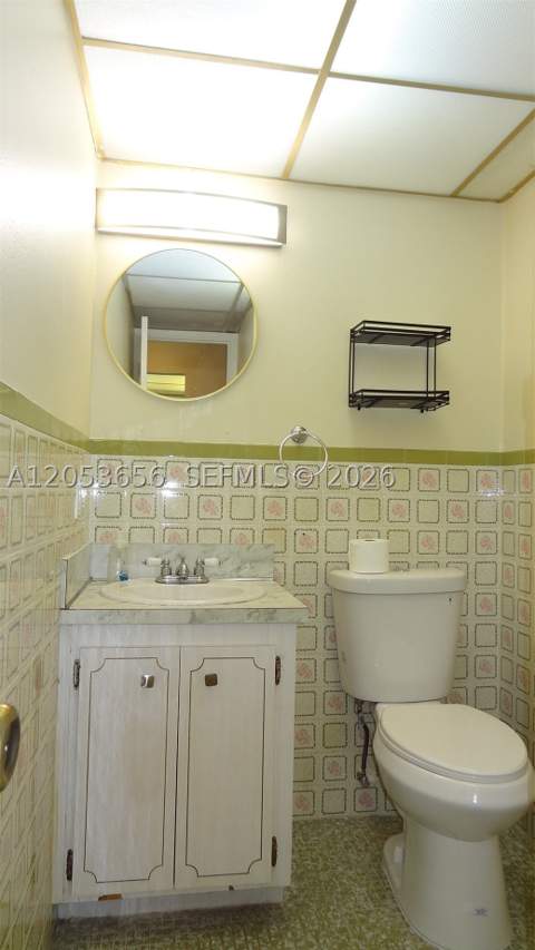 3527 NE 168th St 407, North Miami Beach FL - photo 10 of 13