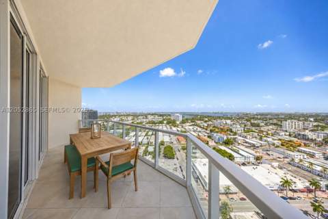 7330 Ocean Ter 2604, Miami Beach FL - photo 22 of 37