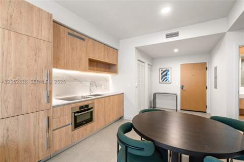11 NE 6th St 2204, Miami FL - photo 11 of 68