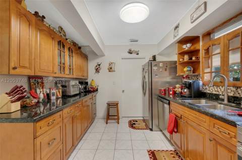 35 Oviedo Ave, Coral Gables FL - photo 7 of 38