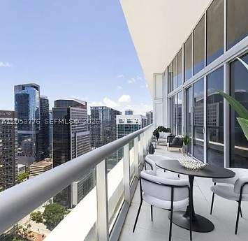2 bedroom Condominium at 495 Brickell Ave 4105, Icon Brickell No Two, Miami — photo 2