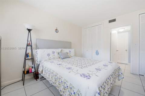 1450 NE 170th St 209, North Miami Beach FL - photo 18 of 46