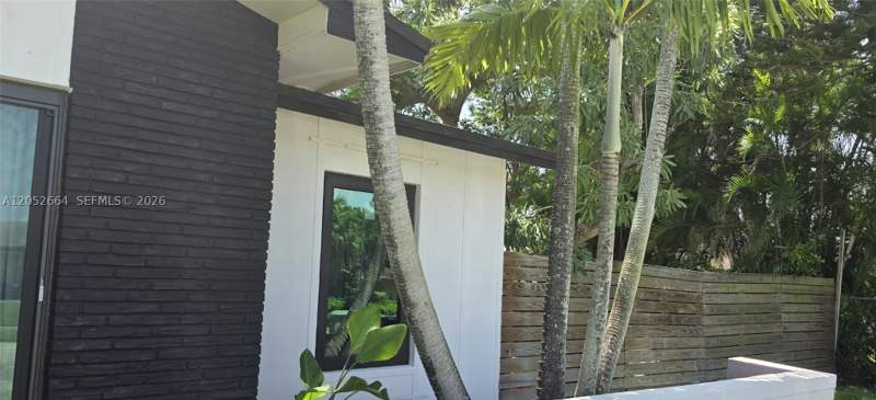 4 bedroom SingleFamilyResidence at 11550 SW 119th Place Rd, Devon-Aire Estates Sec 5, Miami — photo 2