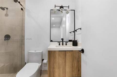7541 NW 100th Ave, Doral FL - photo 15 of 68