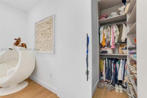 7541 NW 100th Ave, Doral FL - photo 9 of 68
