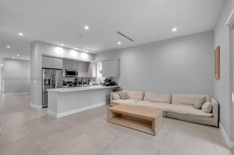 3769 SW 27th Ln 3769, Miami FL - photo 14 of 52