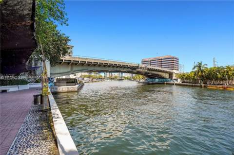 185 SW 7th St 3100, Miami FL - photo 18 of 19