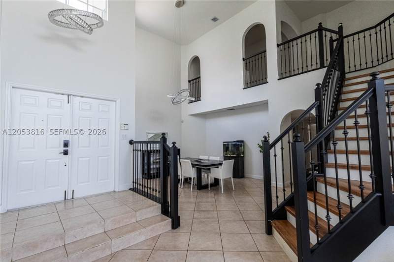 5 bedroom SingleFamilyResidence at 10873 NW 71st St, Doral Isles St Croix, Doral — photo 5