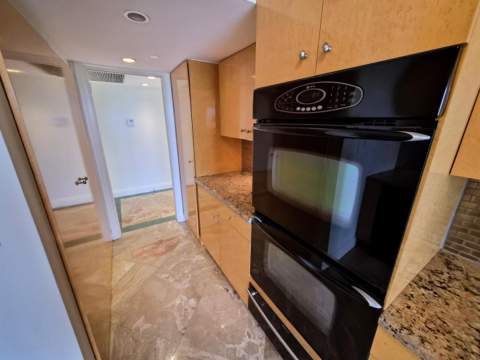 19667 Turnberry Way 4J, Aventura FL - photo 15 of 54