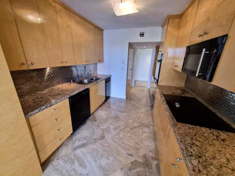 19667 Turnberry Way 4J, Aventura FL - photo 16 of 54