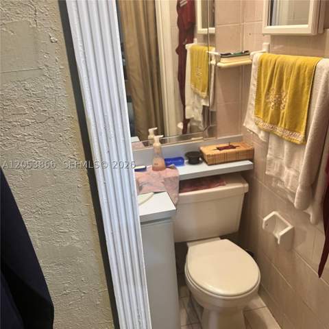 1760 NE 160th St, North Miami Beach FL - photo 6 of 10
