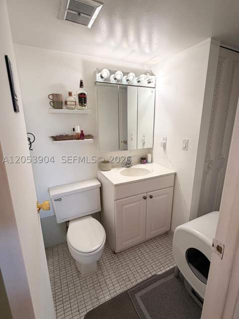 3475 N Country Club Dr 603, Aventura FL - photo 16 of 23
