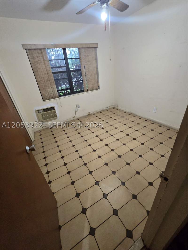 3 bedroom SingleFamilyResidence at 8920 SW 20th St, Coral Park Estates Sec 1, Miami — photo 5