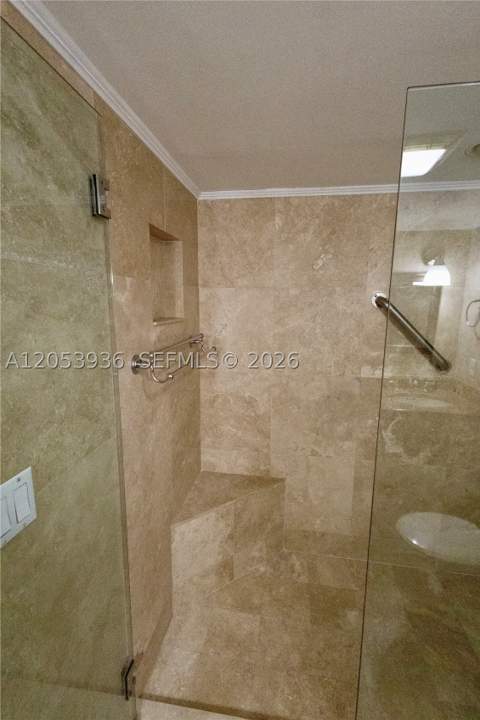 2555 Collins Ave 308, Miami Beach FL - photo 10 of 31