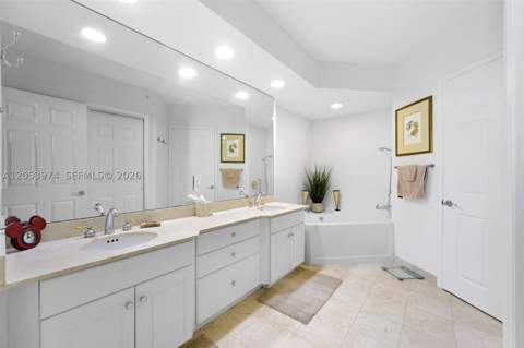 3370 Hidden Bay Dr 507, Aventura FL - photo 15 of 33
