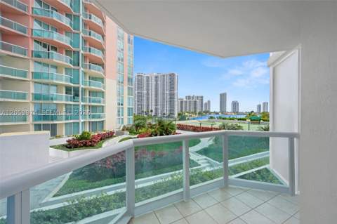 3370 Hidden Bay Dr 507, Aventura FL - photo 16 of 33