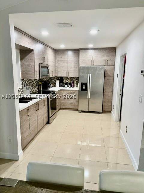 3 bedroom SingleFamilyResidence at 10350 SW 208th Ter, Cutler Creek Club Sec 2 A, Cutler Bay — photo 4