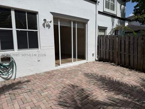 7651 NW 114th Path, Doral FL - photo 9 of 24