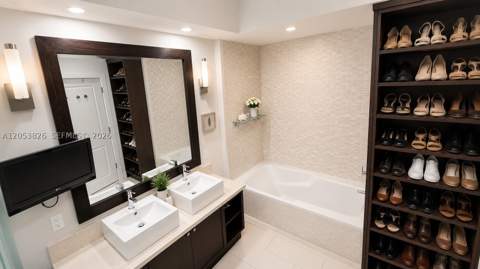 5300 NW 87th Ave 915, Doral FL - photo 11 of 20