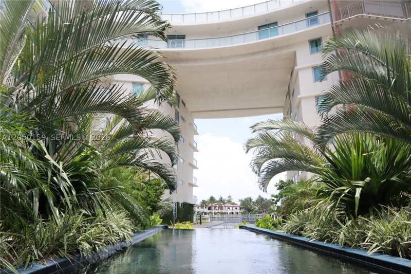 1 bedroom Condominium at 6620 Indian Creek Dr 302, Amd Pl Of 2nd Ocean Front, Miami Beach — photo 1