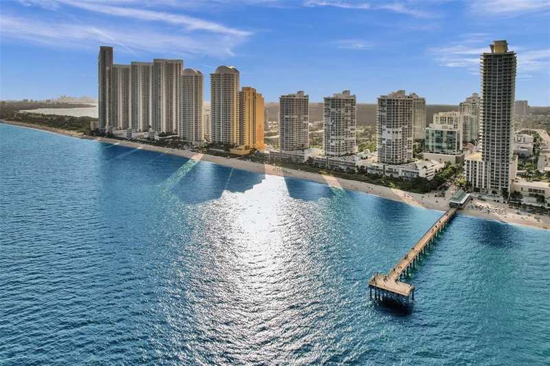 3 bedroom Condominium at 16425 Collins Avenue 818, Oceania I Condo, Sunny Isles Beach — photo 1