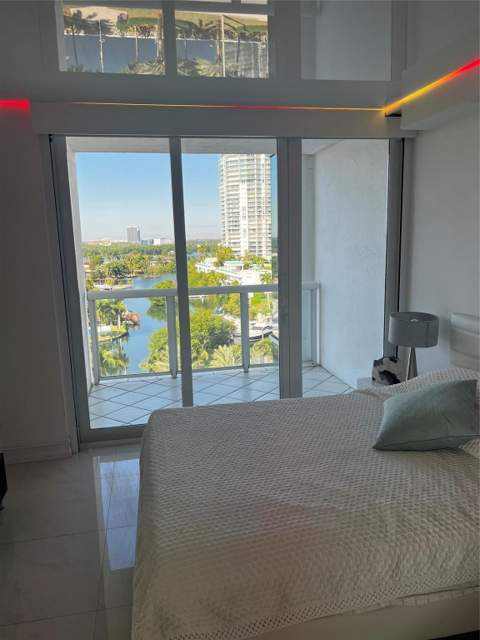 16425 Collins Avenue 818, Sunny Isles Beach FL - photo 20 of 30