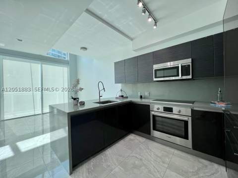 1080 Brickell Ave 703, Miami FL - photo 7 of 51
