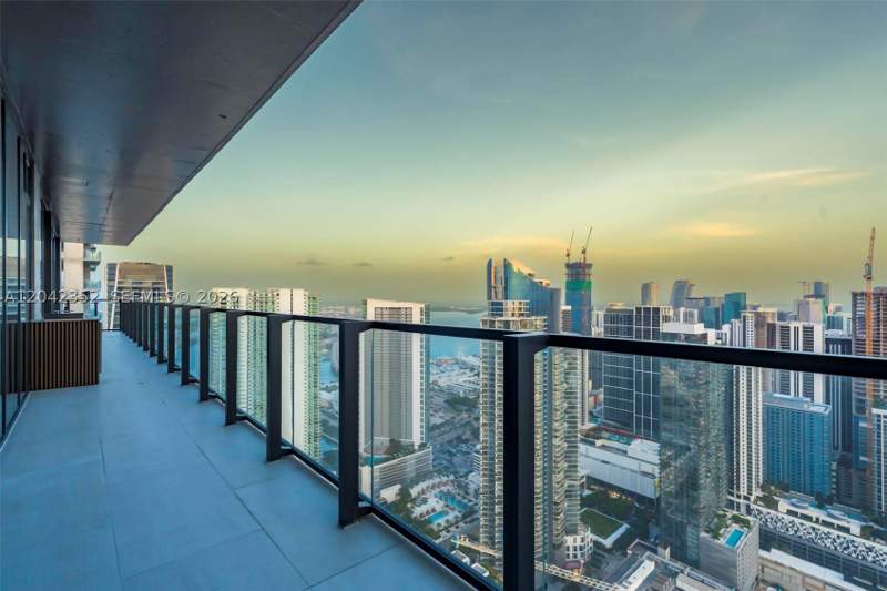 4 bedroom Condominium at 20 NE 11th St 6003, Miami North, Miami — photo 5