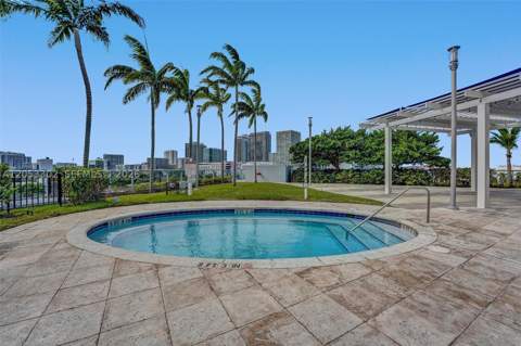 601 NE 36th St 811, Miami FL - photo 20 of 35