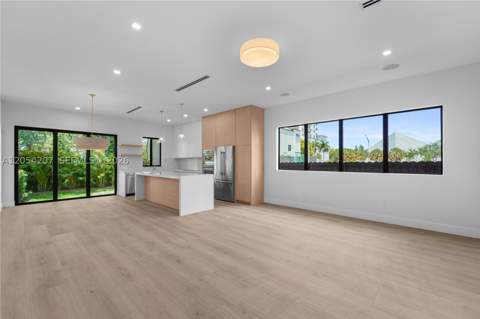 2735 SW 23rd Ter, Miami FL - photo 6 of 61
