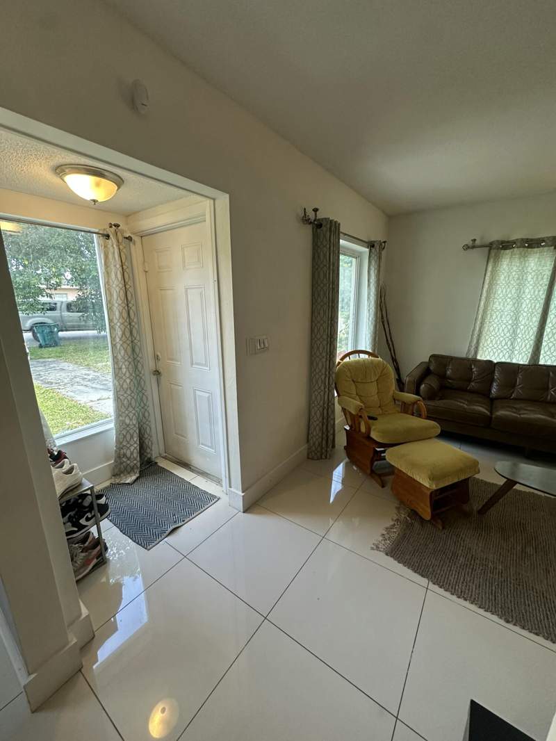 3 bedroom SingleFamilyResidence at 11150 Peachtree Drive, Biscayne Blvd Park, Miami — photo 2