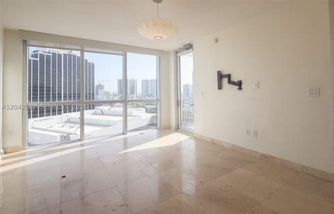 1750 N Bayshore Dr 1814, Miami FL - photo 12 of 28