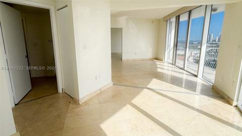 1750 N Bayshore Dr 1814, Miami FL - photo 19 of 28