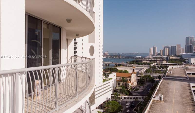 2 bedroom Condominium at 1750 N Bayshore Dr 1814, Opera Tower Condo, Miami — photo 2