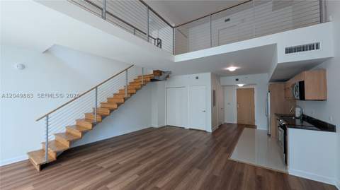 350 S Miami Ave 704, Miami FL - photo 6 of 39