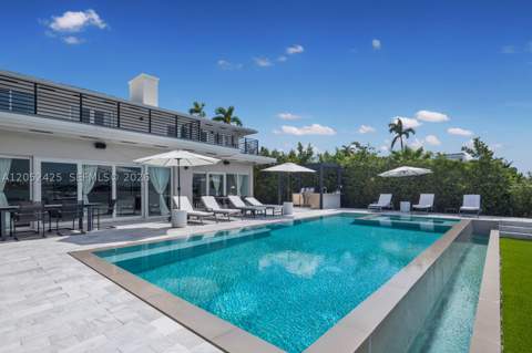 1300 S Venetian Way, Miami FL - photo 22 of 24