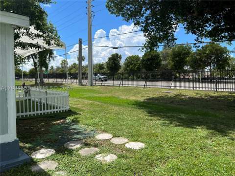 20016 NW 56 Ave, Miami Gardens FL - photo 14 of 26